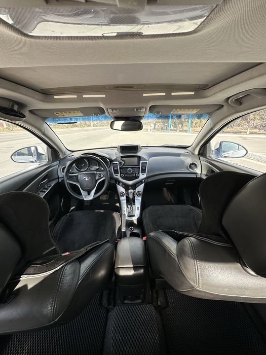 Cruze 1.6 AT без ДТП