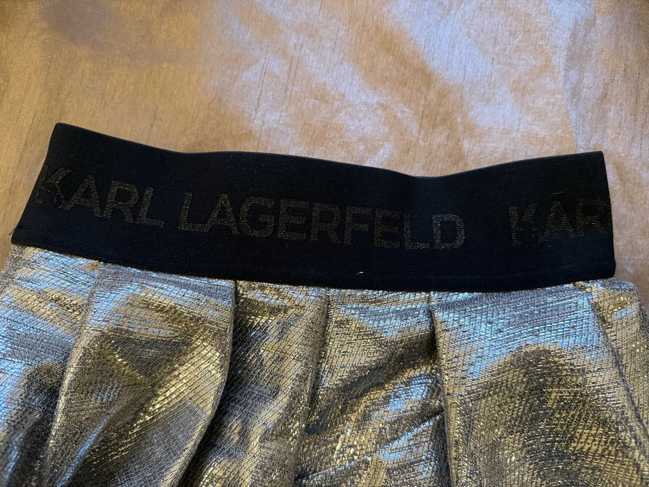 Нова пола Karl Lagerfeld за 122 см или XS
