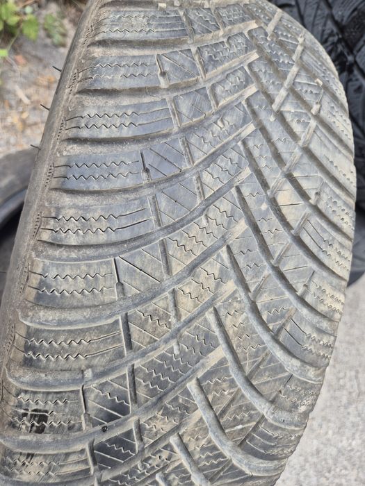 2бр. 185/55/15 зимни гуми Hankook Winter i cept