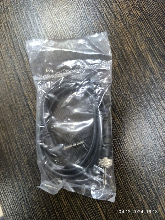 Продам оригинал  кабель Sennheiser CL1 3.5mm to 3.5mm
Output Cable for