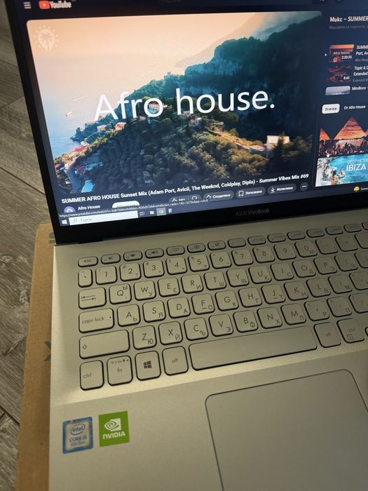 КАТО НОВ! Лаптоп ASUS Vivobook 15, 1TB HDD, 500GB SSD, Intel i5, NVIDIA