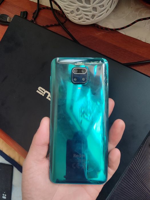 Продам срочно Redmi Note 9 Pro