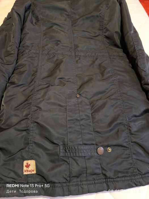 Продавам тъмно синьо,зимно яке KHUJO.