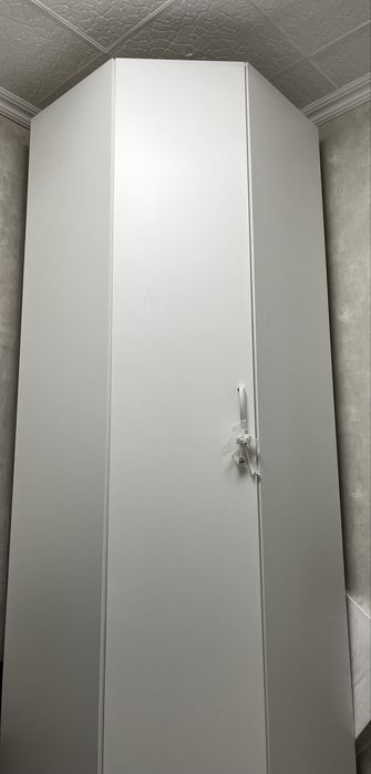 Угловой шкаф 80х80х2300