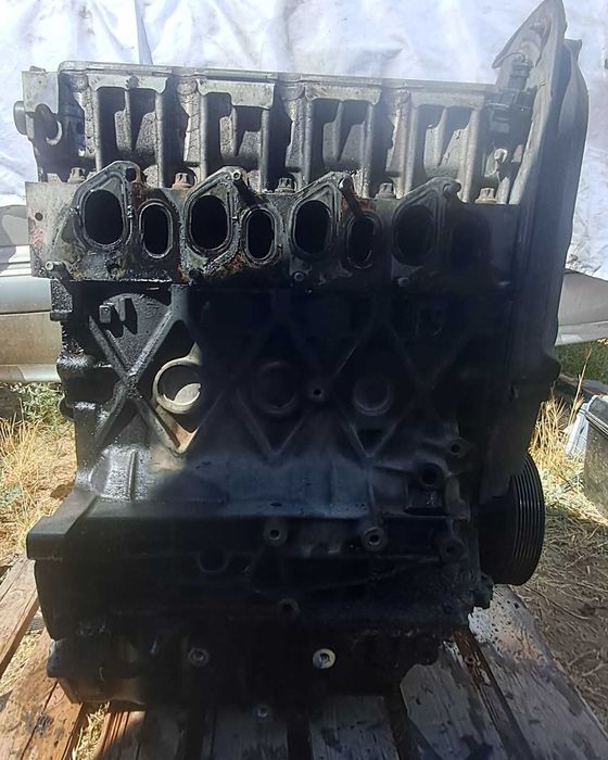 Двигател Рено Гранд Сценик / Renault Grand Scenic II 1.9 dci 130к.с.