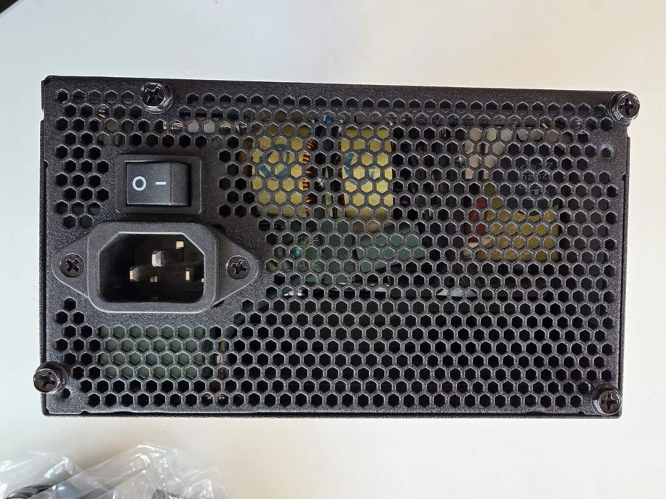 Компютърно захранване  850 W