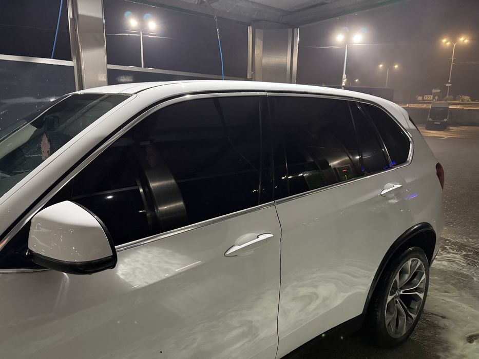 BMW X5 F15 218CP/Xdrive/Ceasuri digitale/Camere 360/Volan M/Proprietar