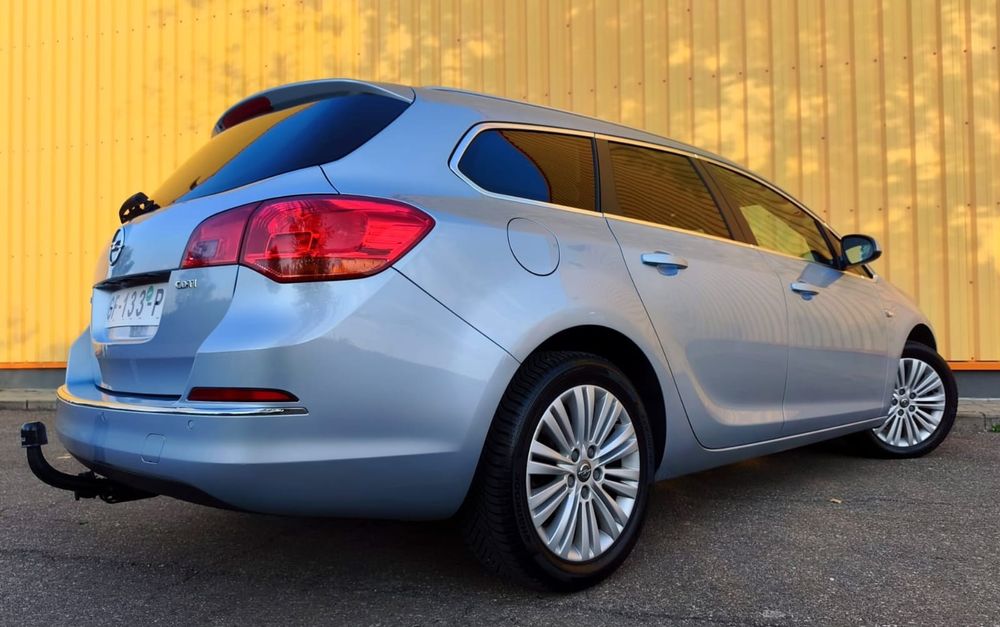 Opel Astra  J  1.6  CDTI  2015   EURO 6 // Navigație // Clima // EURO 6 //