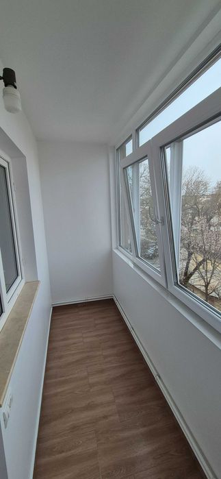 Apartament 3 camere renovat, mobilat și utilat