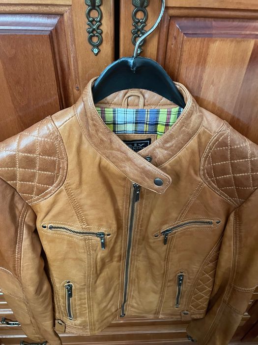 Яке - естествена кожа