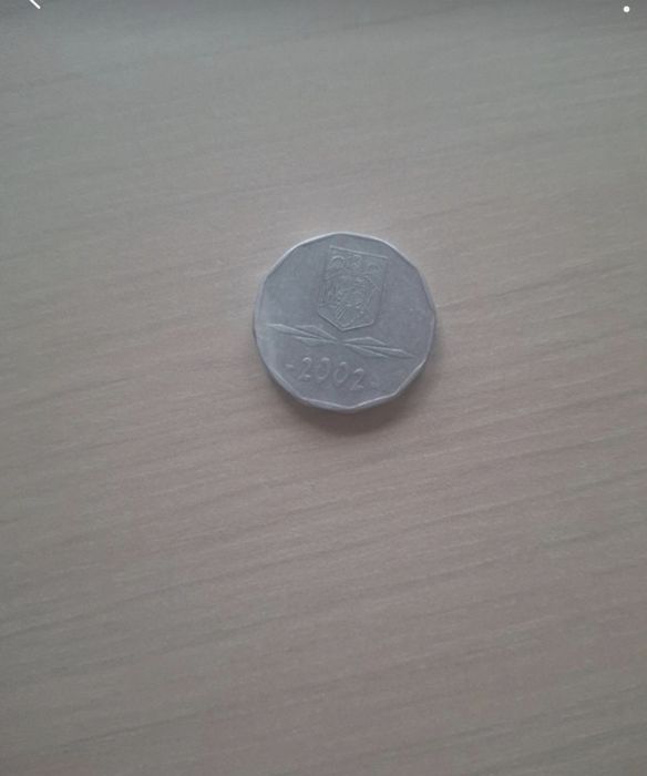 Moneda 5000 Lei  .