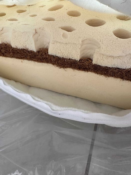 Saltea pentru copii 2-7 ani, 90x200 cm, cu structura de 4 cm latex + 2 cm cocos+ 7 cm latex