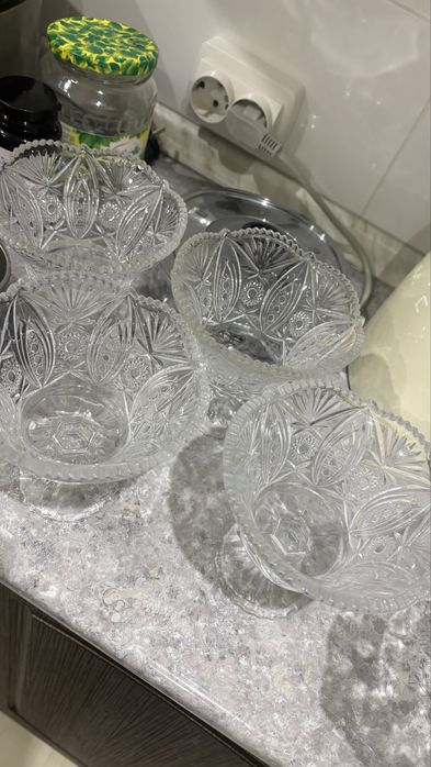 Беплатно отдам посуду
