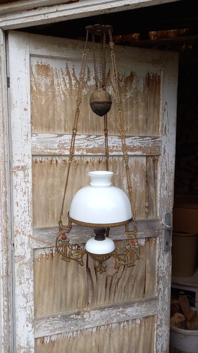 Lampă antică cu petrol