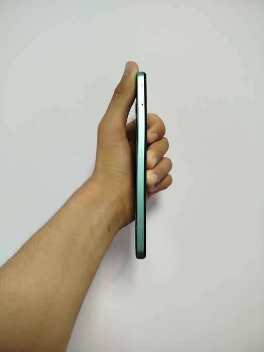 Redmi note 12 8/128gb sotiladi Продаю Редми ноте 12 8/128гб срочно