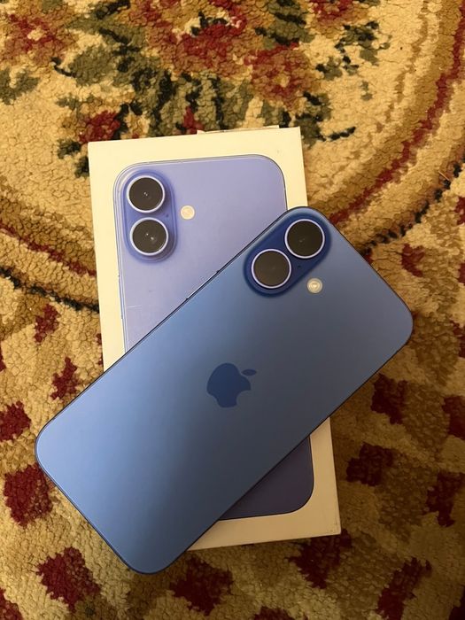 iPhone 16  128гб