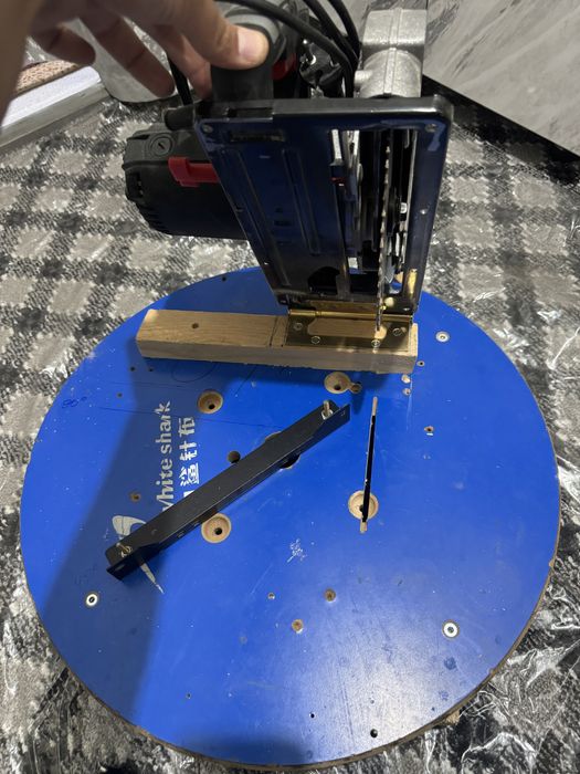 Ручной циркульярка «185 мм»