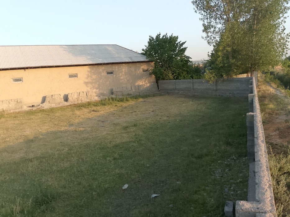 Yer uchastka Uy joy sotiladi qorateri qishlogʻi