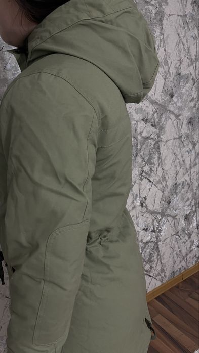 Әйелдерге арналған куртка сатылады. Размер 46-48