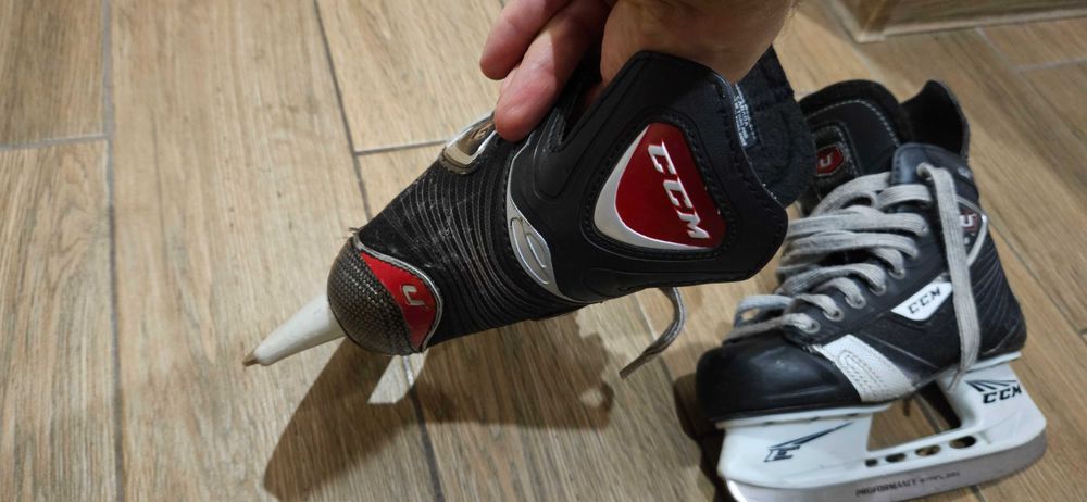 Кънки за хокей на лед 35 номер