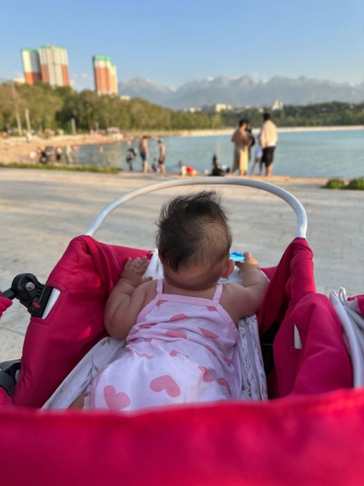 Продам коляску Adamex Galactic