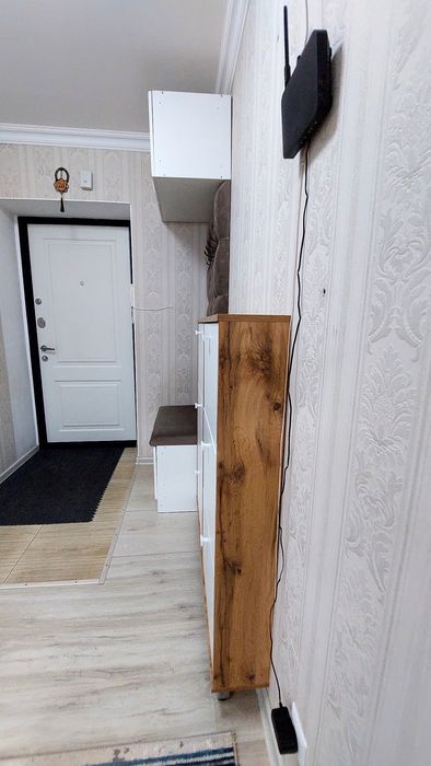 Продам обувницу.50000