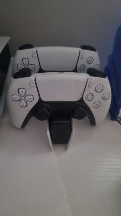 Продаётся PS5 с дисками