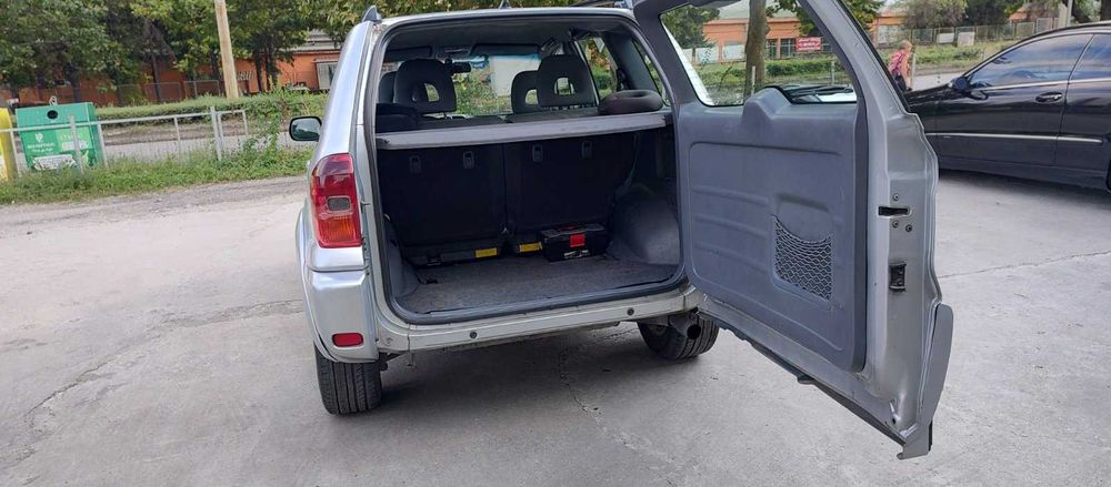 Toyota Rav4; 2.0; D4D, 116 Hp, 4x4