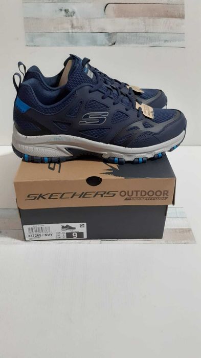 Skechers outdoor marimea 42 noi in cutie