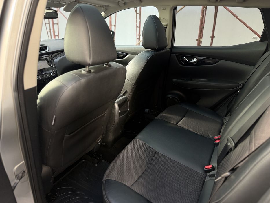 Nissan Qashqai Tekna+  185.000km/Camere 360/Panoramic/Bi-xenon/Key-less/BlindSpot