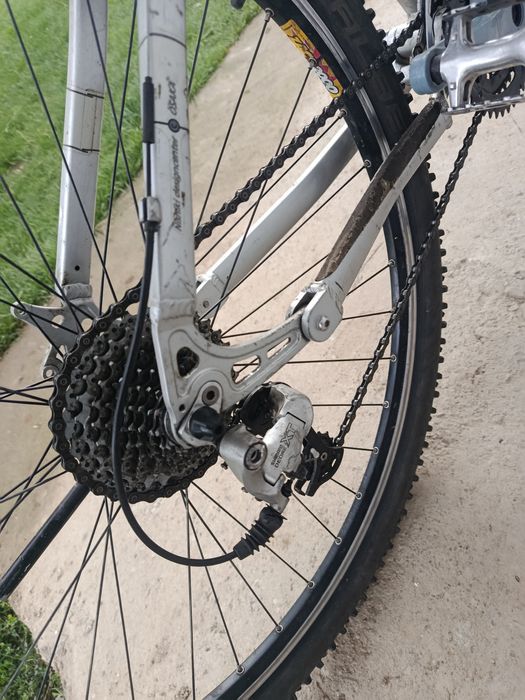 Vând bicicleta nishiki full suspensie