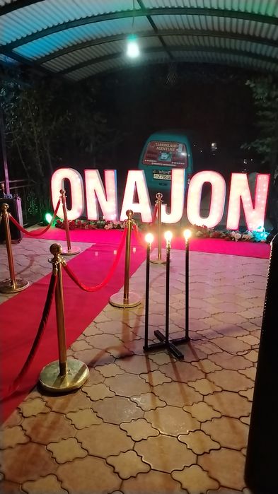 Humo Tabriklash agentligi jamoasi samarqand