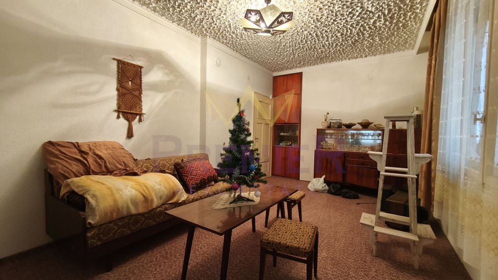 Продава се Къща в Смядово - 313 кв.м за 139 €/кв.м - Снимка #10