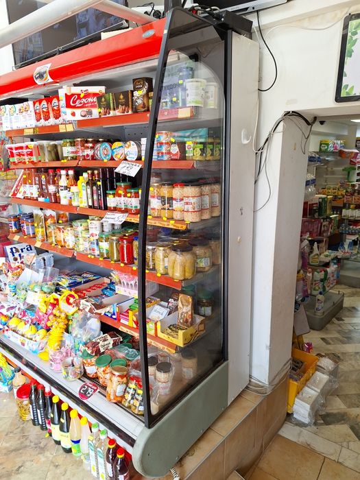 Витрини за хр.магазин