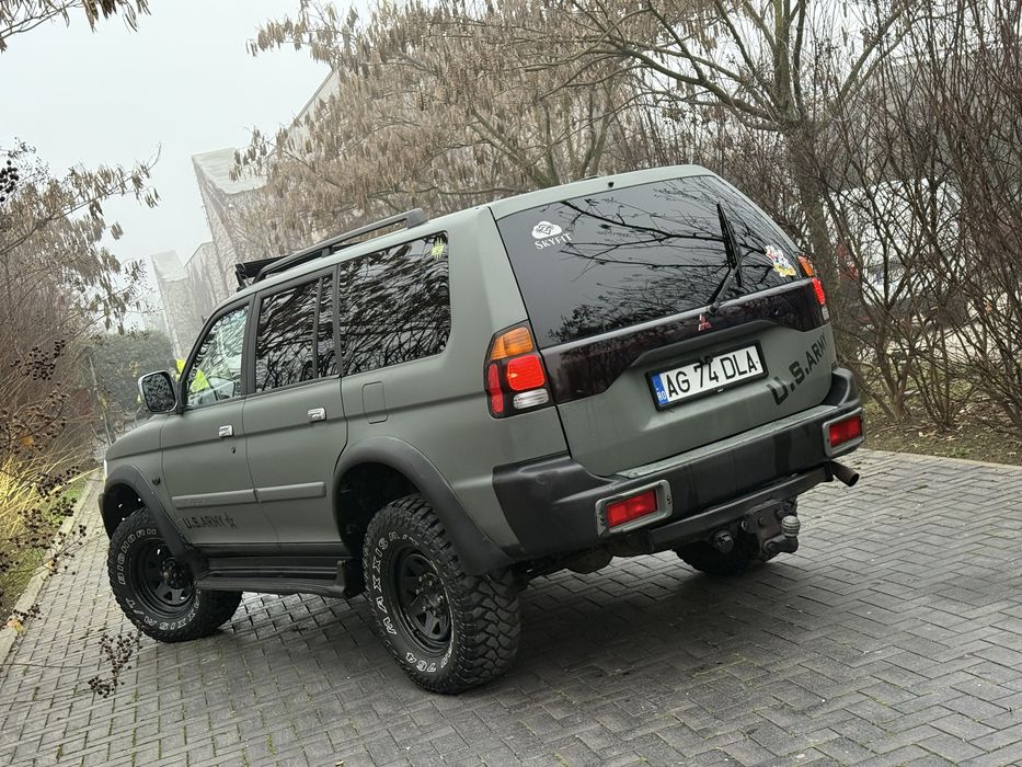 Mitsubishi Pajero Sport 3.0 Benzina + GPL Impecabil Impecabil