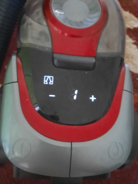 Пылесос PRO-3527