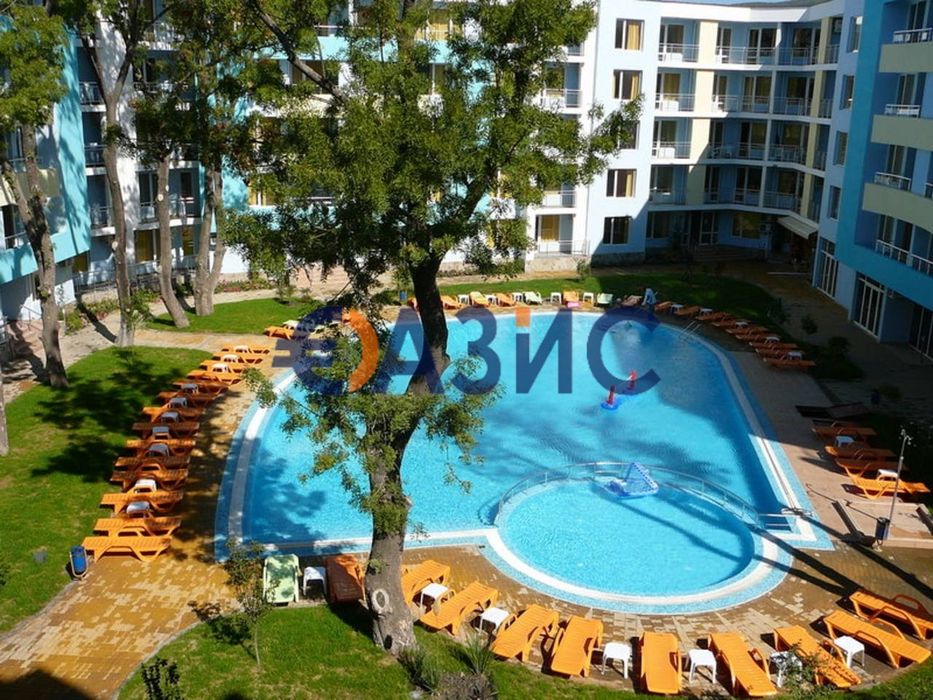 Продава се Двустаен апартамент в к.к. Слънчев бряг - 65 кв.м за 1124 €/кв.м - Снимка #9