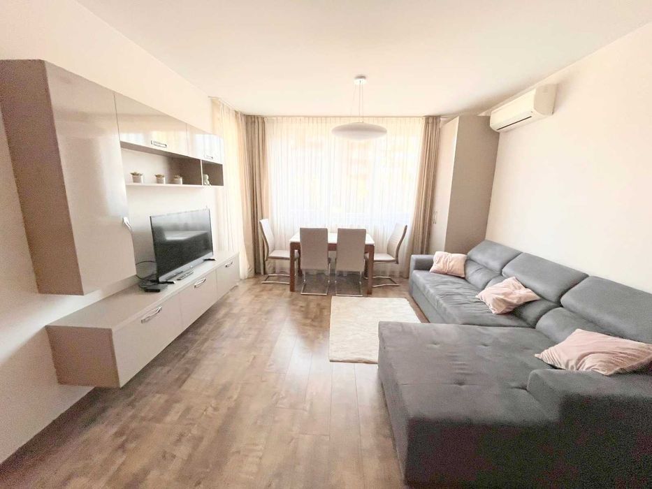 Тристаен апартамент -Кръстова вада