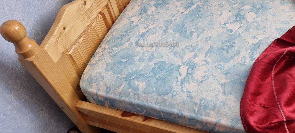 продавам единично легло от масив