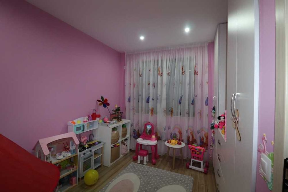 Продава се Тристаен апартамент в Благоевград, Орлова чука - 64 кв.м за 1172 €/кв.м - Снимка #5