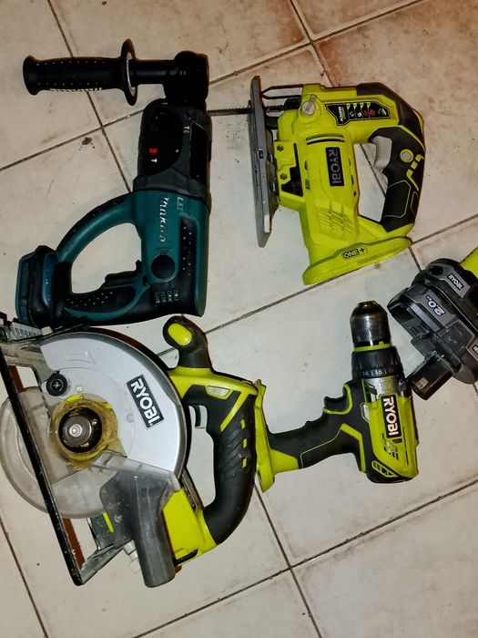 Set Scule Ryobi Makita DHR 202  LXT