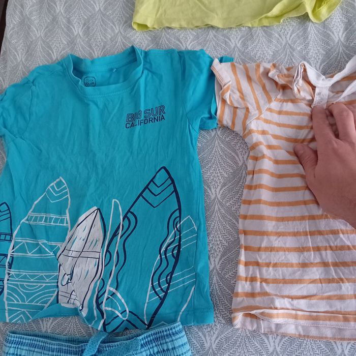 Set lot haine 104 110 3 4 5 ani tricouri pantaloni scurti tricou h&m