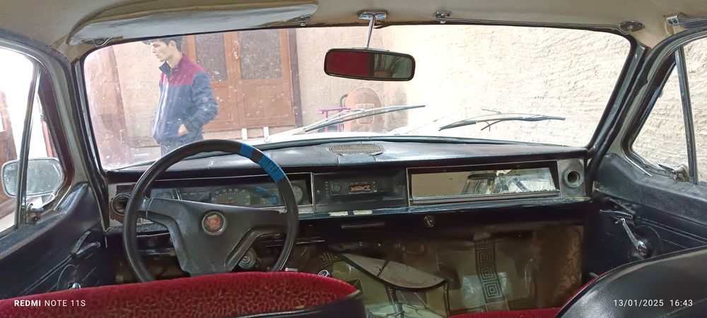 Volga GAZ 24 sotiladi