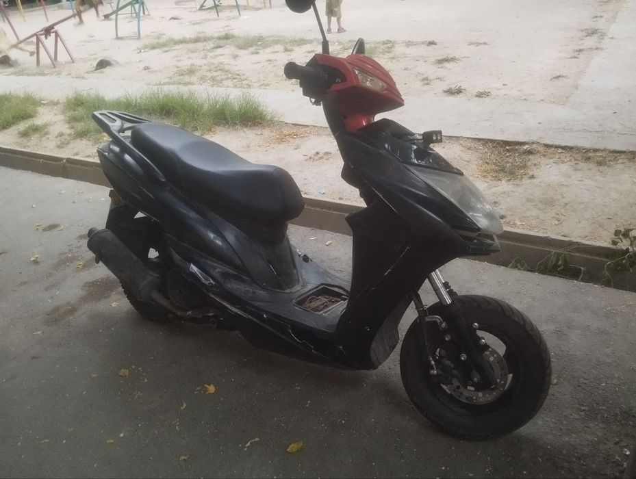 Mustang skuter benzn 5litr