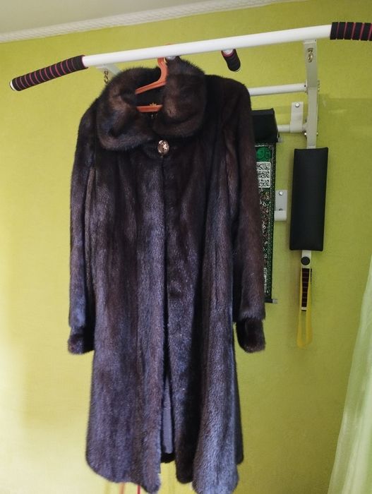 Шуба норковая продается