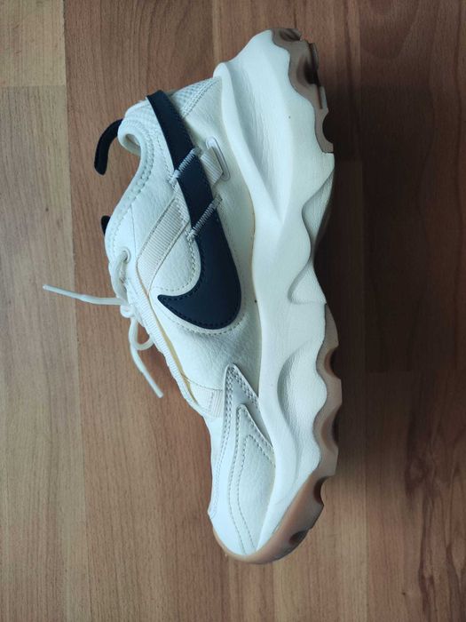 Дамски обувки Nike