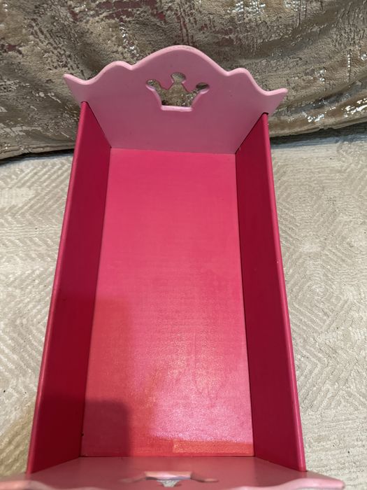 Продам кровать кукольную