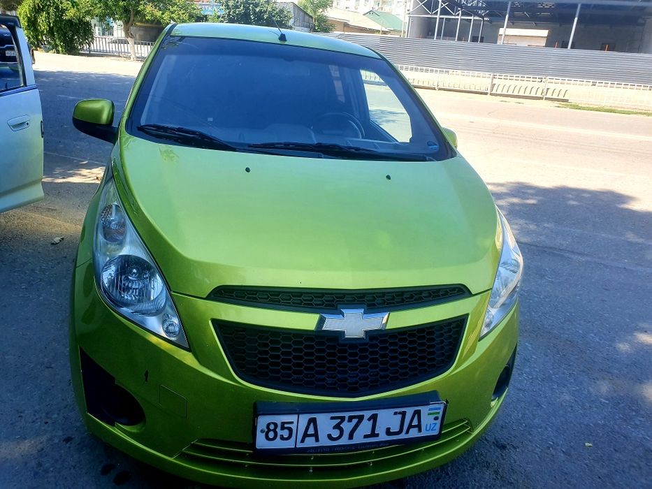 Spark 2 pozitsiya srochna sotiladi