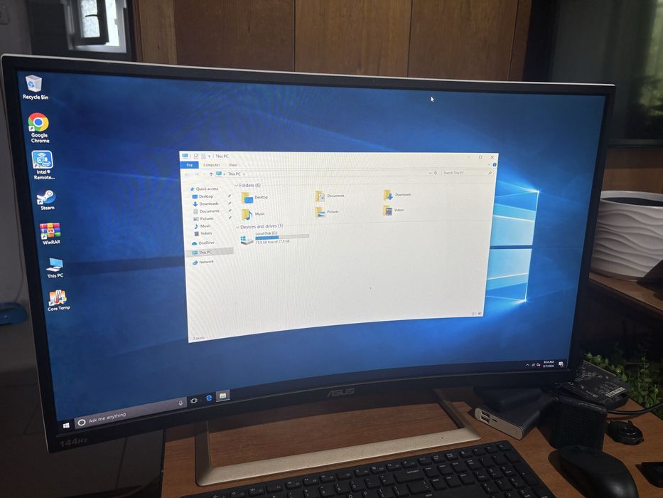 Monitor asus 32” curbat 144hz fullhd