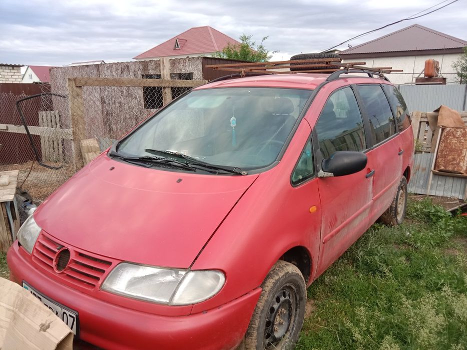 Продам машину срочно